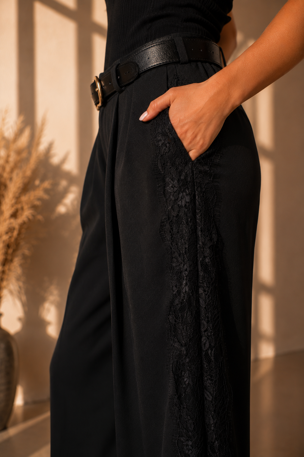SPODNIE Noir Lace Flow